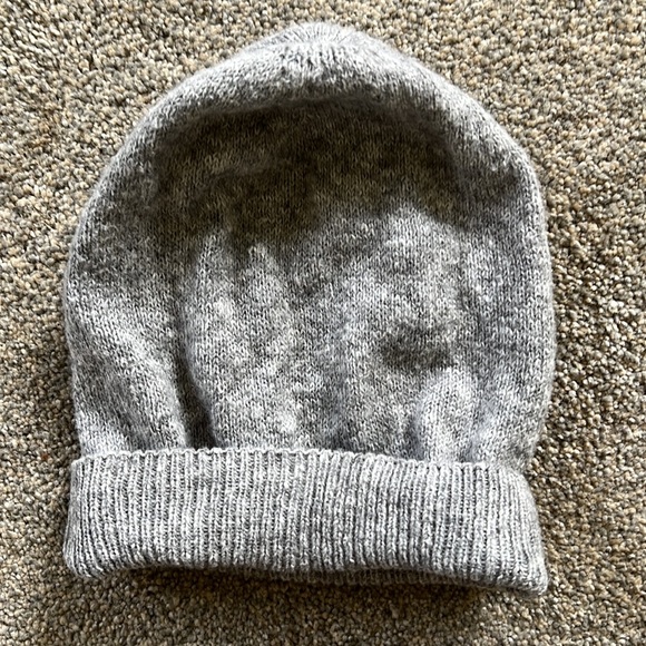 Aerie Grey Knit Beanie Hat - Picture 2 of 3
